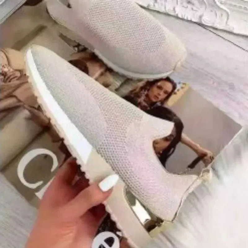 2024 Women's Breathable Mesh Slip-On Platform Sneakers – Fashionable Casual Flat Shoes