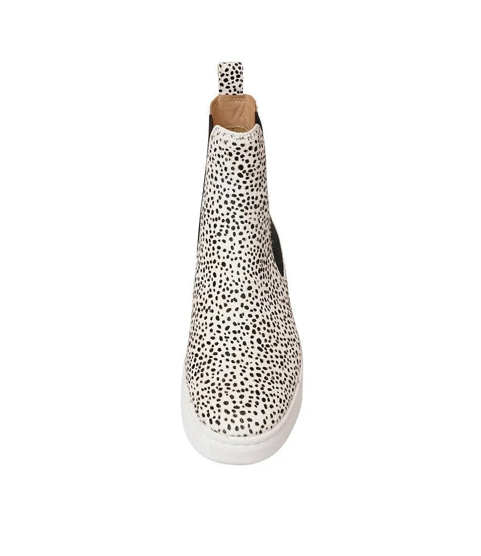 Chelseacity Snow Leopard Chelsea Boots