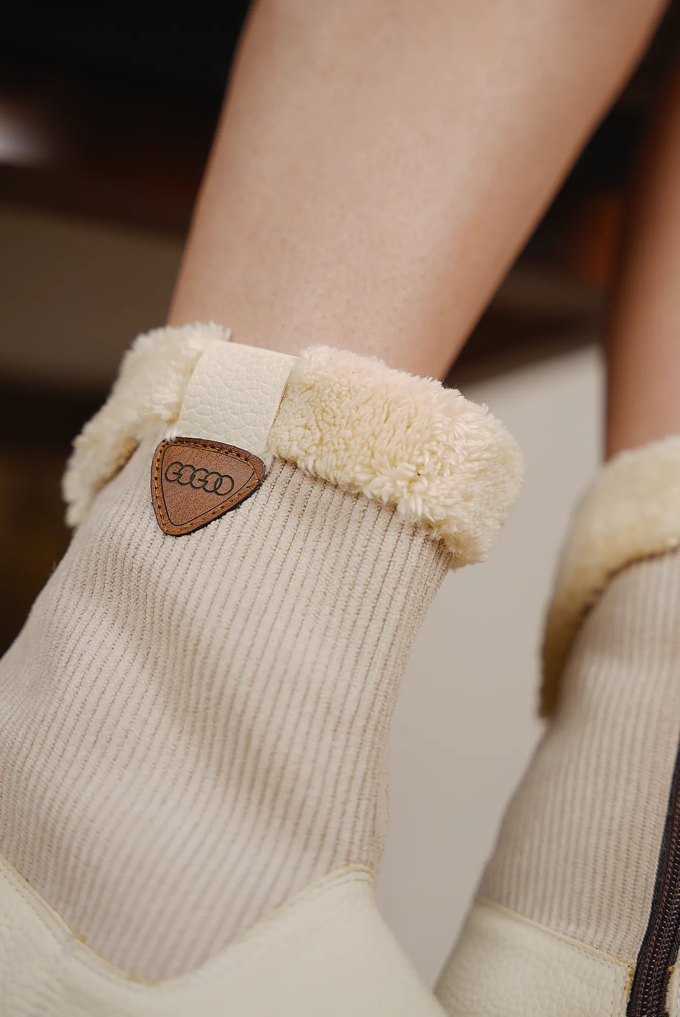 Classic Faux Fur-Lined Winter Boots- Beige