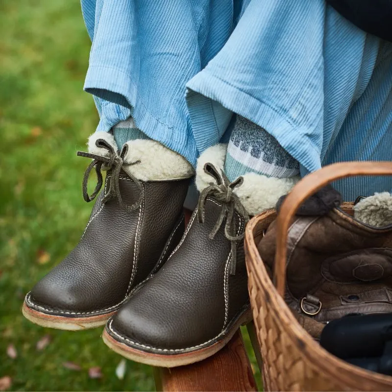 Lillian I Elegant Weatherproof Boots
