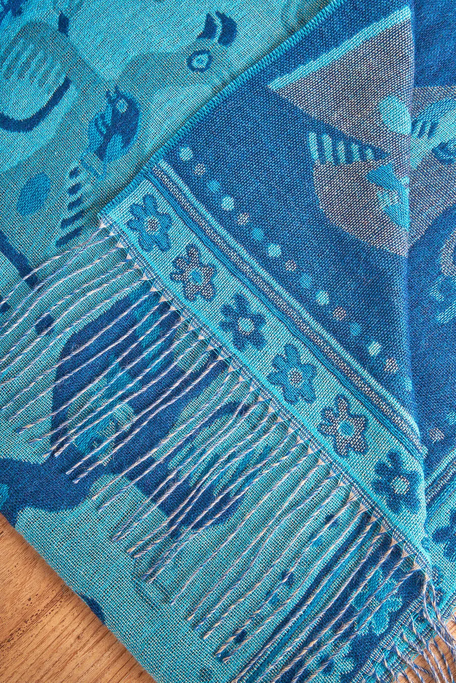 Nazca - 13 Shawl Baby Alpaca Color Blue