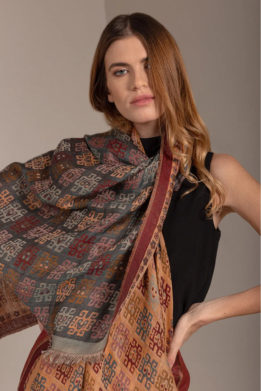 Nazca - 26 Shawl Royal Alpaca & Silk Color Melon