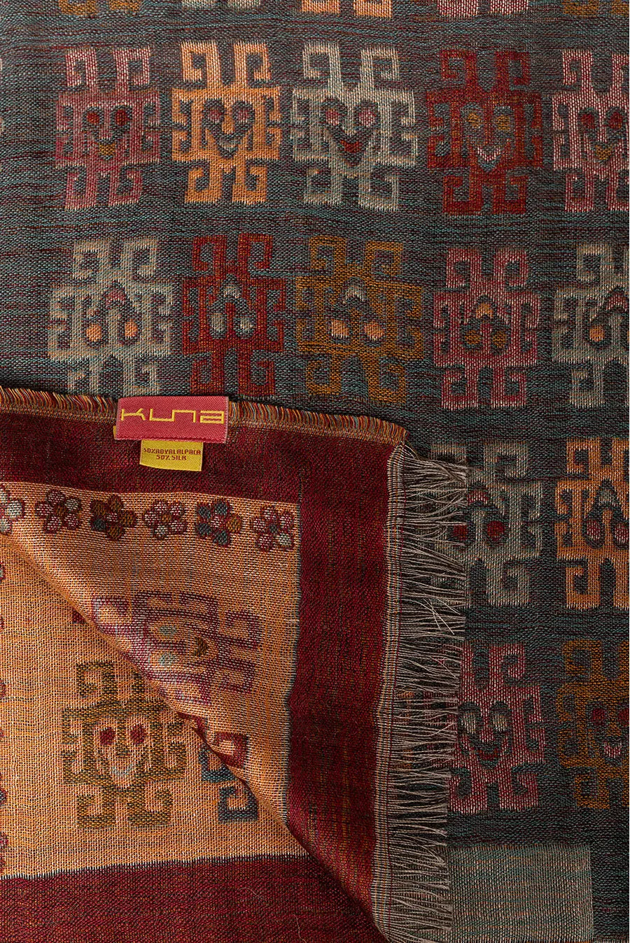 Nazca - 26 Shawl Royal Alpaca & Silk Color Melon