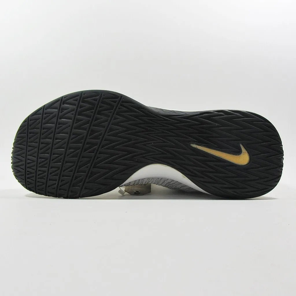 NIKE Zoom Ascention